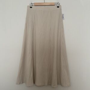 Old Navy Solid Cozy Ribbed Knit A-Line Maxi Skirt Sz M Wish Bone Ivory Cotton